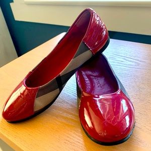 Burberry ballerina flat for girl